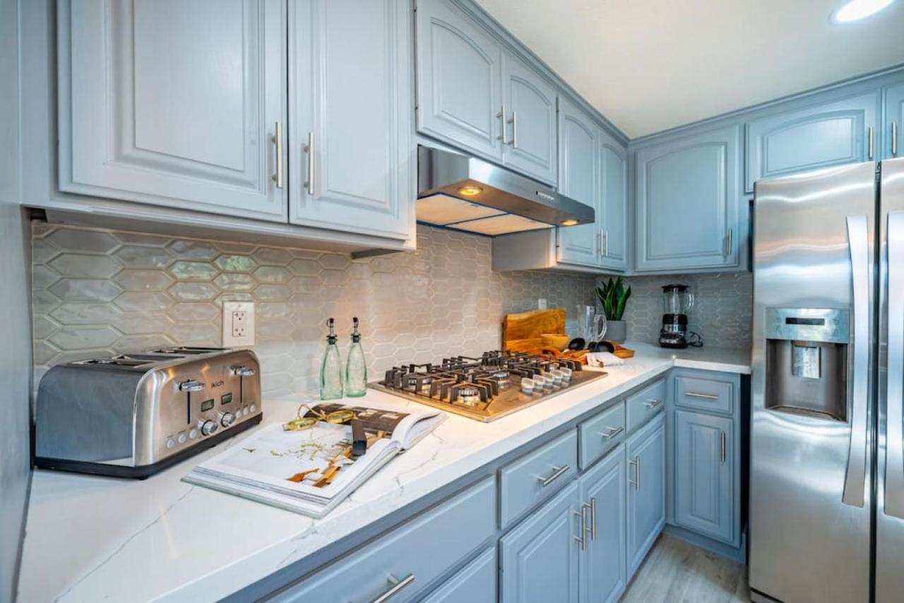 Country house Wooded Hills Mountain With Hot Tub, Jacuzzi, Game Room, Pool Table Oakhurst